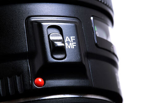 Auto-Focusing in mirrorless camera